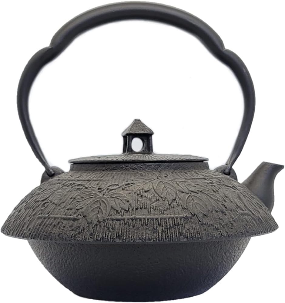Amazon｜岩鋳 Iwachu 鉄瓶 18型東屋 黒焼付（釜焼） 1.2L 直火用