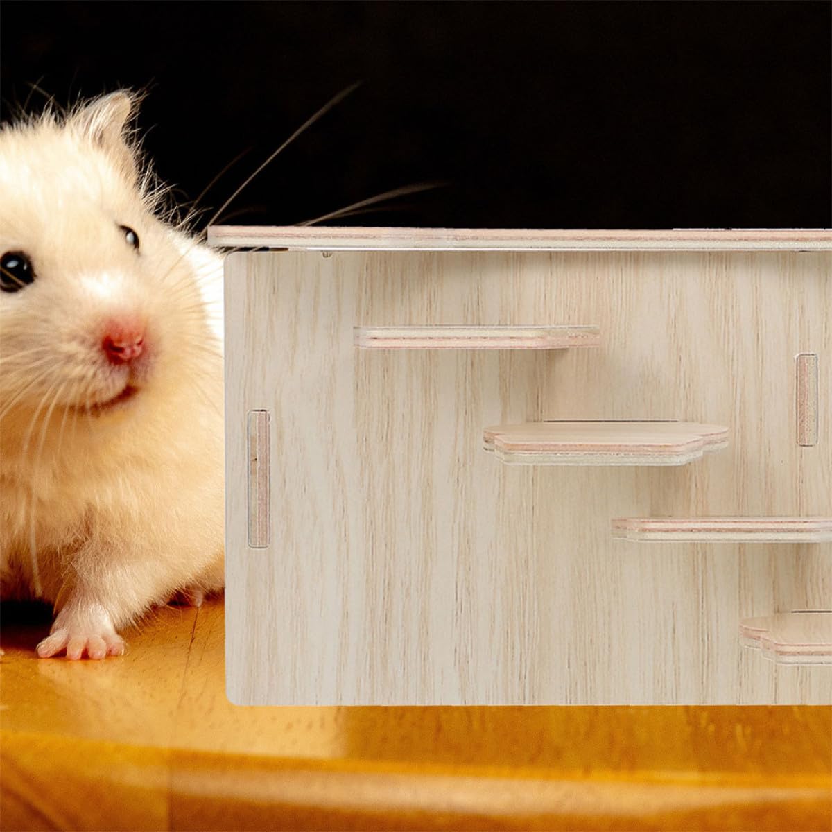 FRCOLOR Hamsterversteck Holz mit Mehreren Kammern Großes Kleintierhaus mit Leiter Mehrstöckige Villa für Hamster und Meerschweinchen Langlebiges Holzversteck für Kleintiere
