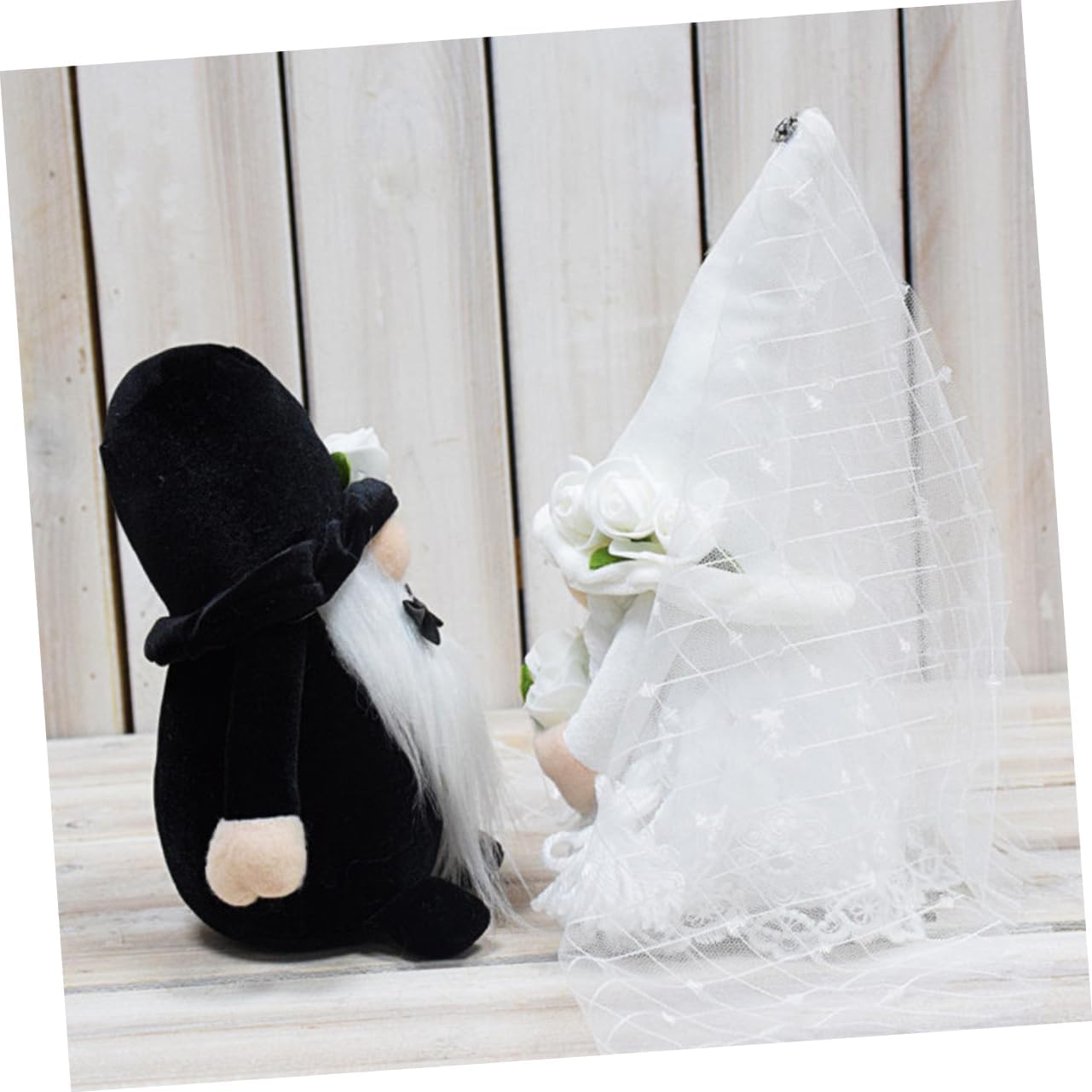 Zerodeko 2pcs Plush Gnome Doll Wedding Decor Elegant Dwarf Table Ornaments for Home and Wedding Celebration for Creating Romantic Atmosphere