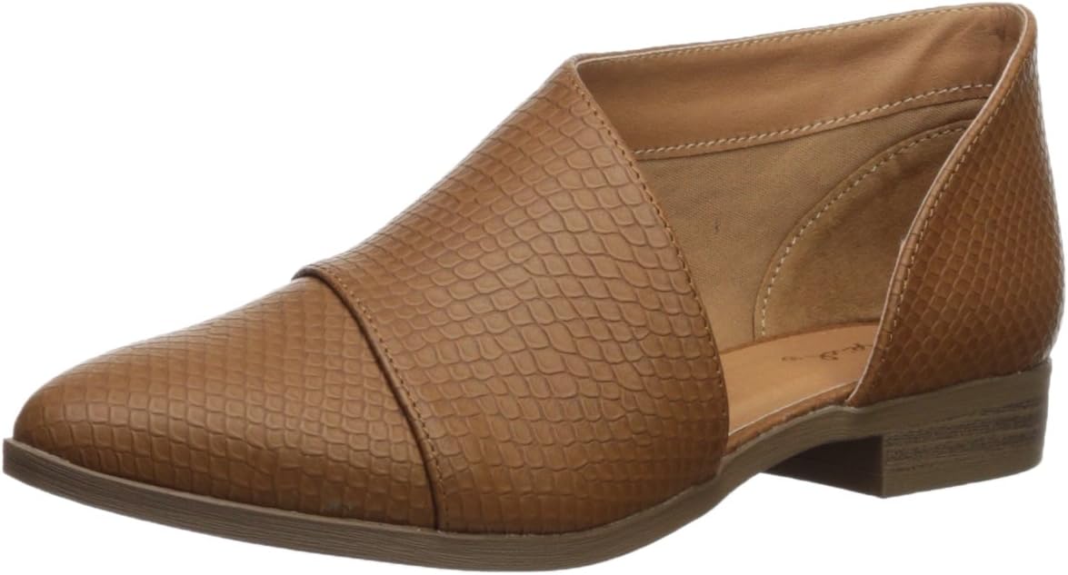 Qupid Women's TUXEDO-68 Ballet Flat