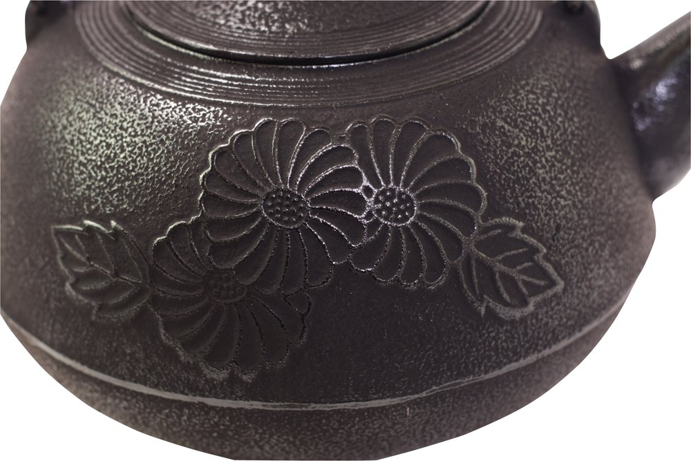 Amazon｜南部アイアンクラフト 鉄瓶 大 2.2L 平丸菊 OH-301｜鉄瓶