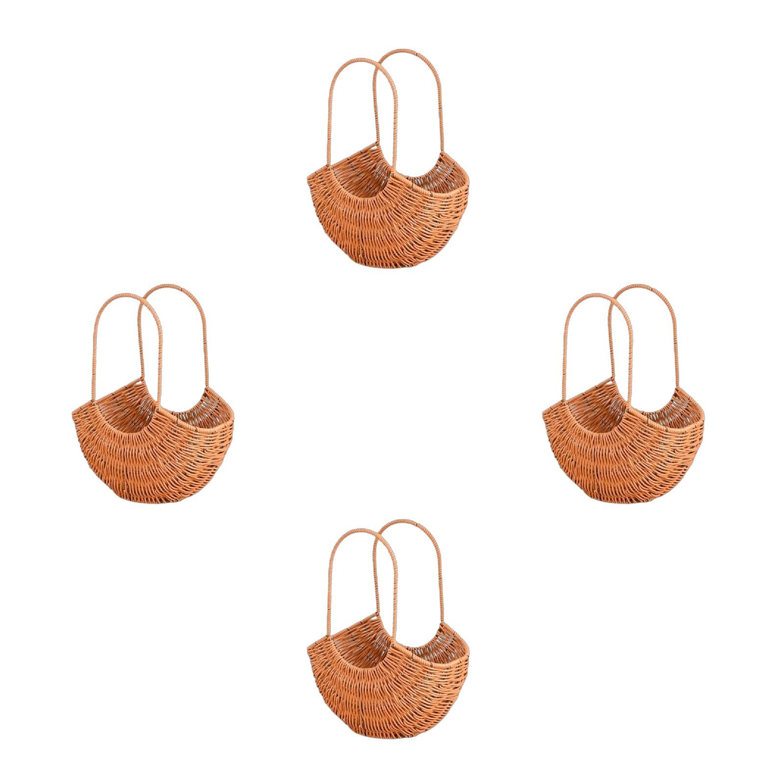 Cesta de mimbre para llevar pétalos en bodas y centros de mesa