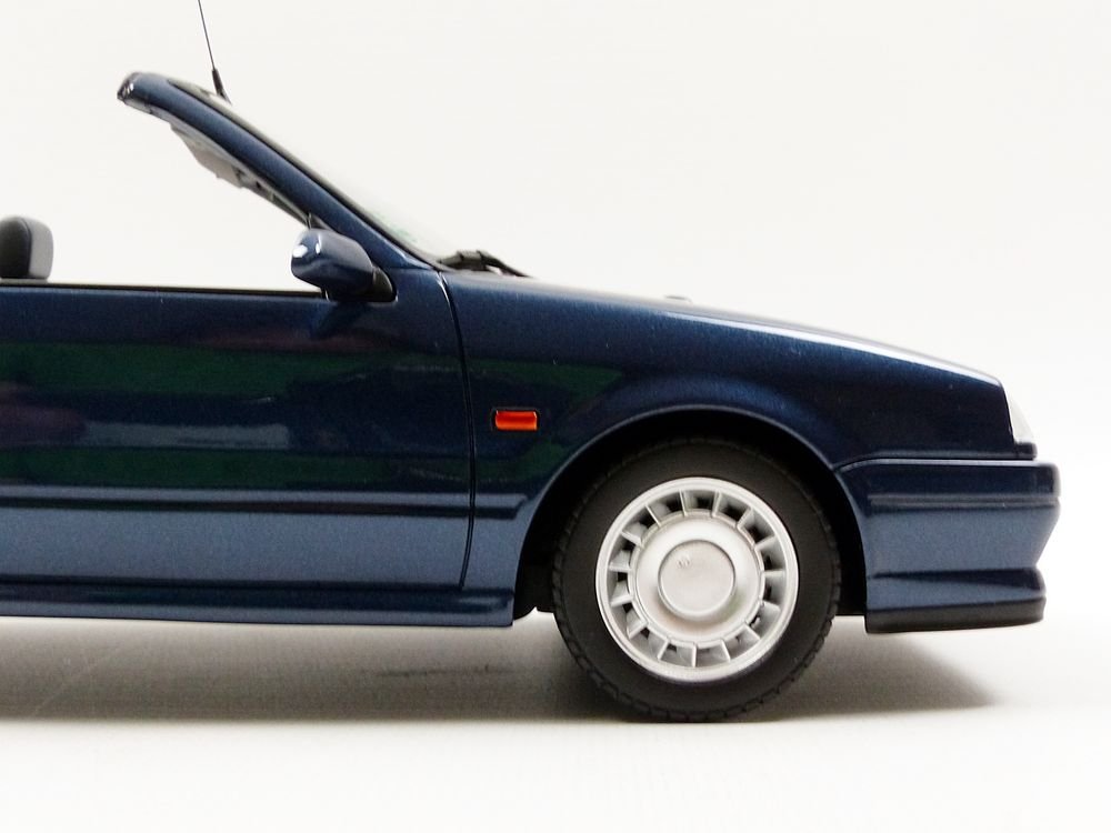 Otto Mobile- Renault 19 16S Cabriolet 1991 Véhicule Miniature