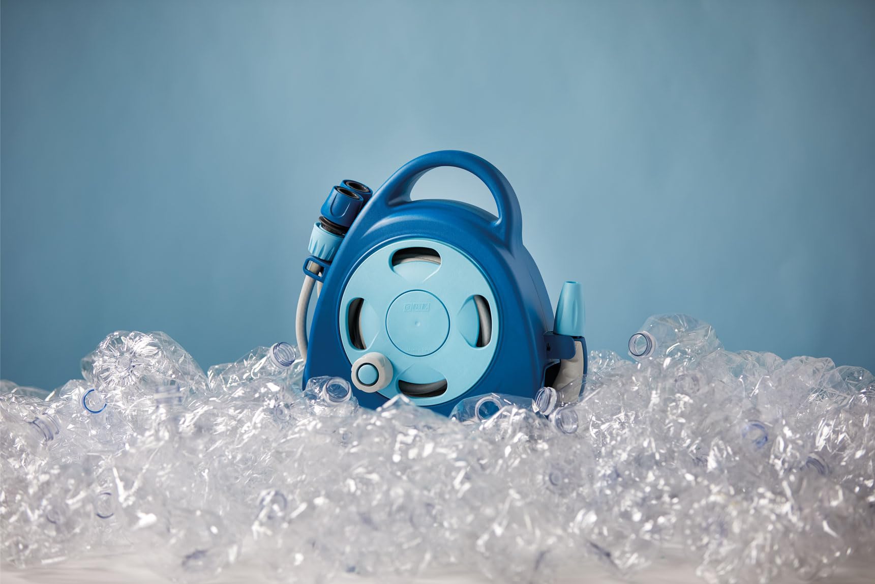 G.F. Srl, Avvolgitubo Aquabag, Collezione for Ocean, Compatto con 16,5 Metri di Tubo, Ideale per irrigare Piante e Fiori su Balcone, terrazzo o Giardino di Medie Dimensioni