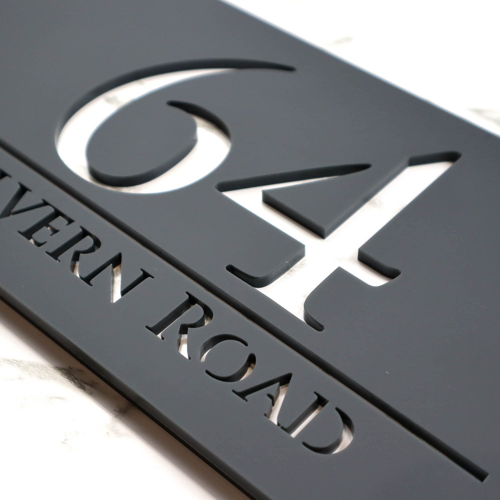 K Smart Sign | Bellissima H3 F32 | Laser Cut Matt Gray (Anthracite RAL7016) & Mirror Finished Grey House Sign Plaques Address Door Number | 300mm x 160mm (Matt Dark Gray & White Marble Effect)