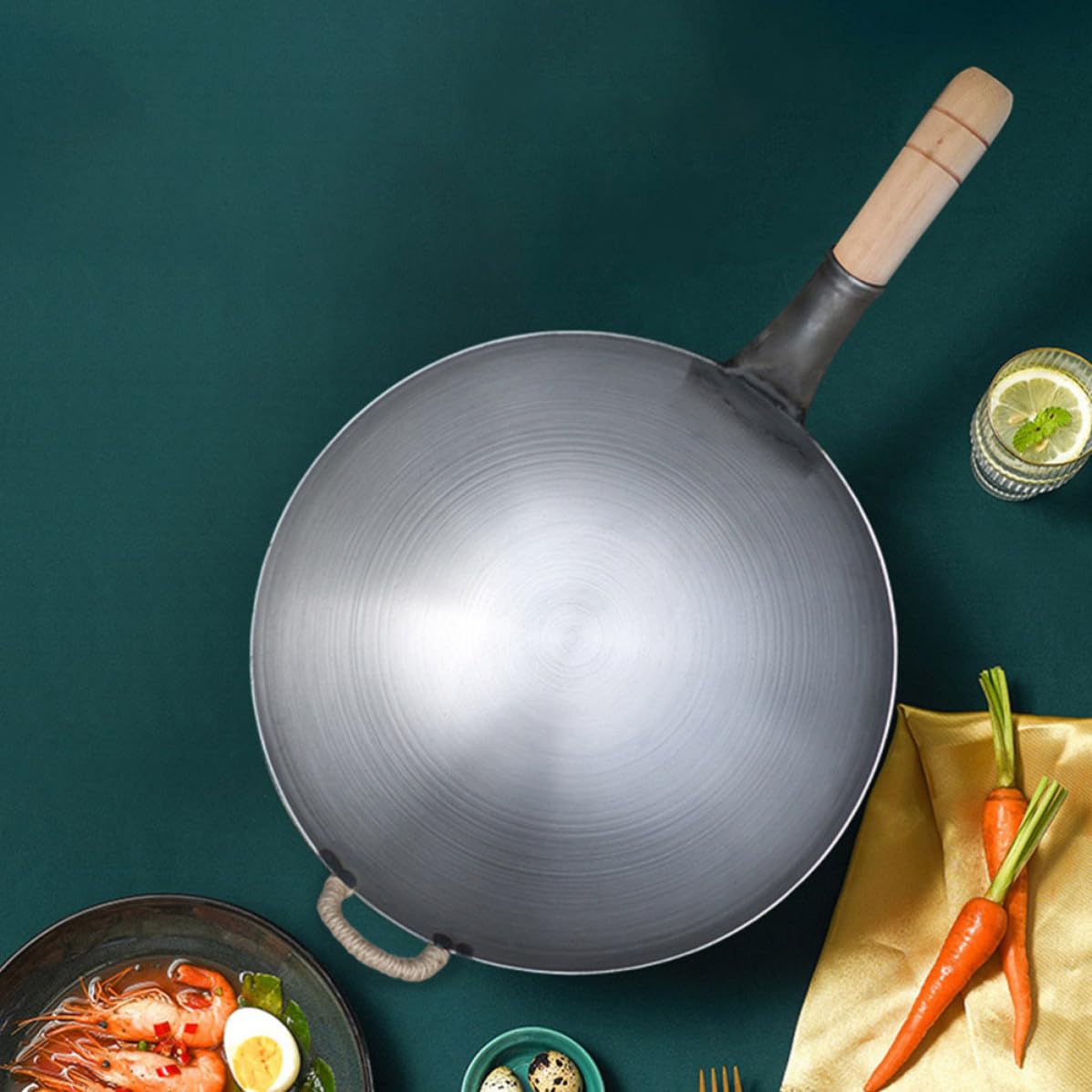 VALICLUD Wok in Ferro Spesso Manico in Legno, Padella Wok Antiaderente Adatta a Cucina a Gas, per Cottura e Barbecue, Mantiene Calore