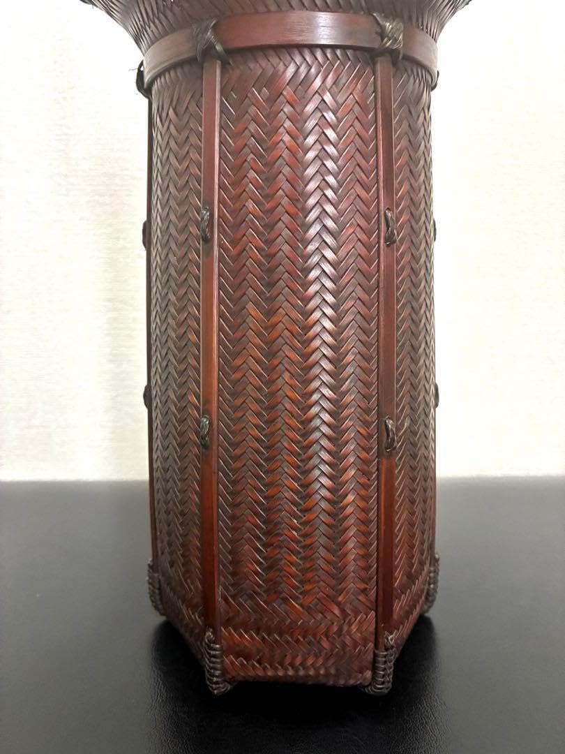 竹仙作 在銘 六角花籠 花入 茶道具 竹細工 竹仙作 在銘 六角花籠 花入 茶道具 竹細工 茶道具 竹籠花