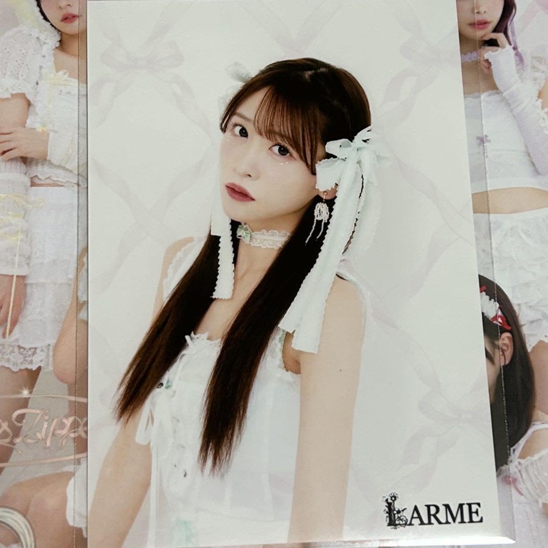 Amazon.co.jp: LARME 櫻井優衣 FRUITS ZIPPER 写真 : おもちゃ