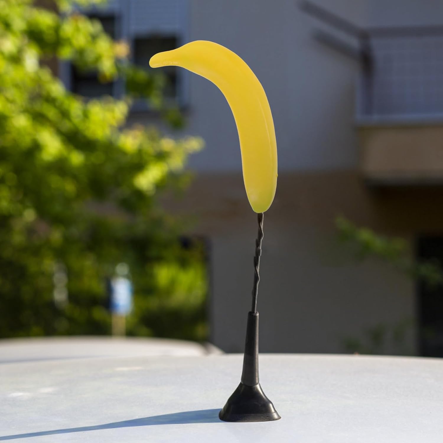 Adorable Car Roof Decoration Banana Antenna Topper Fit Automotive Exterior Ornament Cute Vehicle Roof Decor Accessory for Cars and Trucks