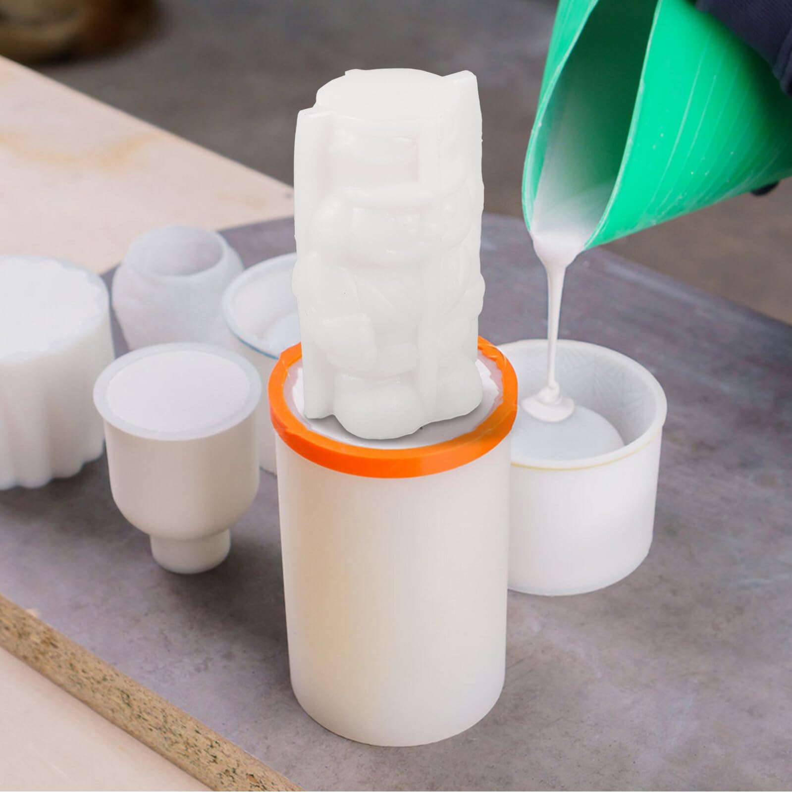 Moule à Bougie Silicone Grand Format de Soldat Casse-Noisette, Résistant la Chaleur, pour Bougies DIY de Noël, Pâques et Saint-Valentin, Moule Conique Polyvalent pour Résine