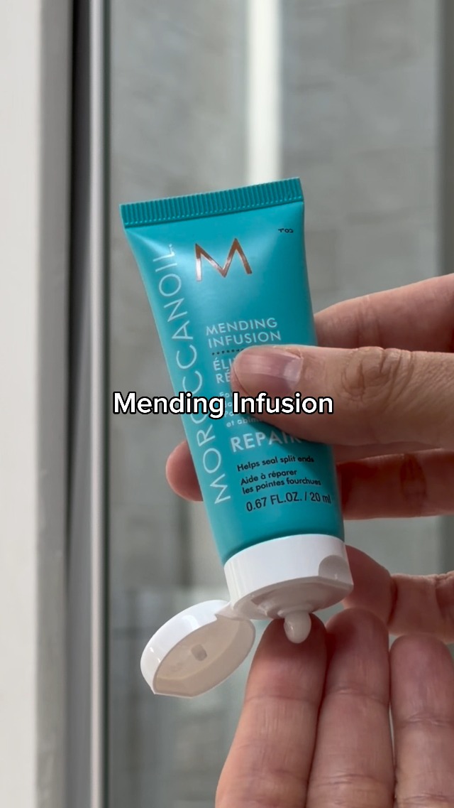 Amazon.com: Moroccanoil Mini Must-Haves - Deluxe Sampler Set