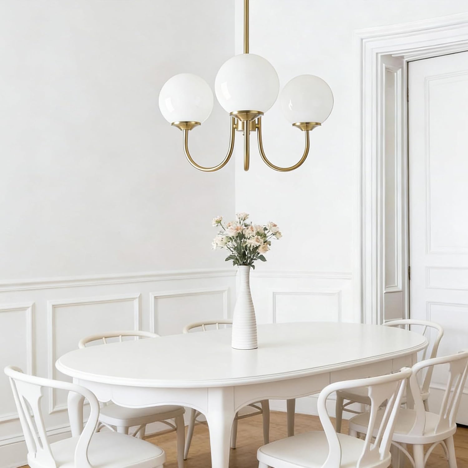 Mid-Century Modern 3-Light Sputnik Chandelier, Brass Gold Ceiling Light with Milk Glass Globes, Vintage Inspired Height Adjustable Lighting for Dining Room, Living Room, Entryway, E12 Base