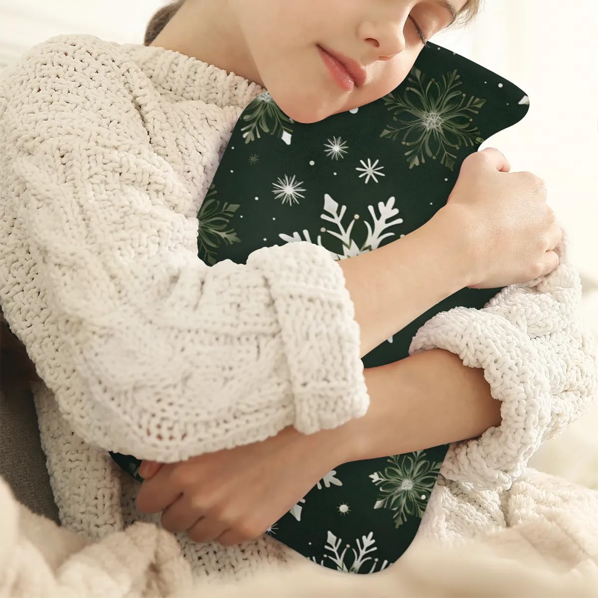 Hot Water Bottle with Soft Cover,2L Xmas Snowflakes Hot Water Bag for Hot and Cold Compress, Hand Feet Warmer, Modern Snowflakes Rubber Hot or Cold Water Bottle Halloween Christmas Decorations