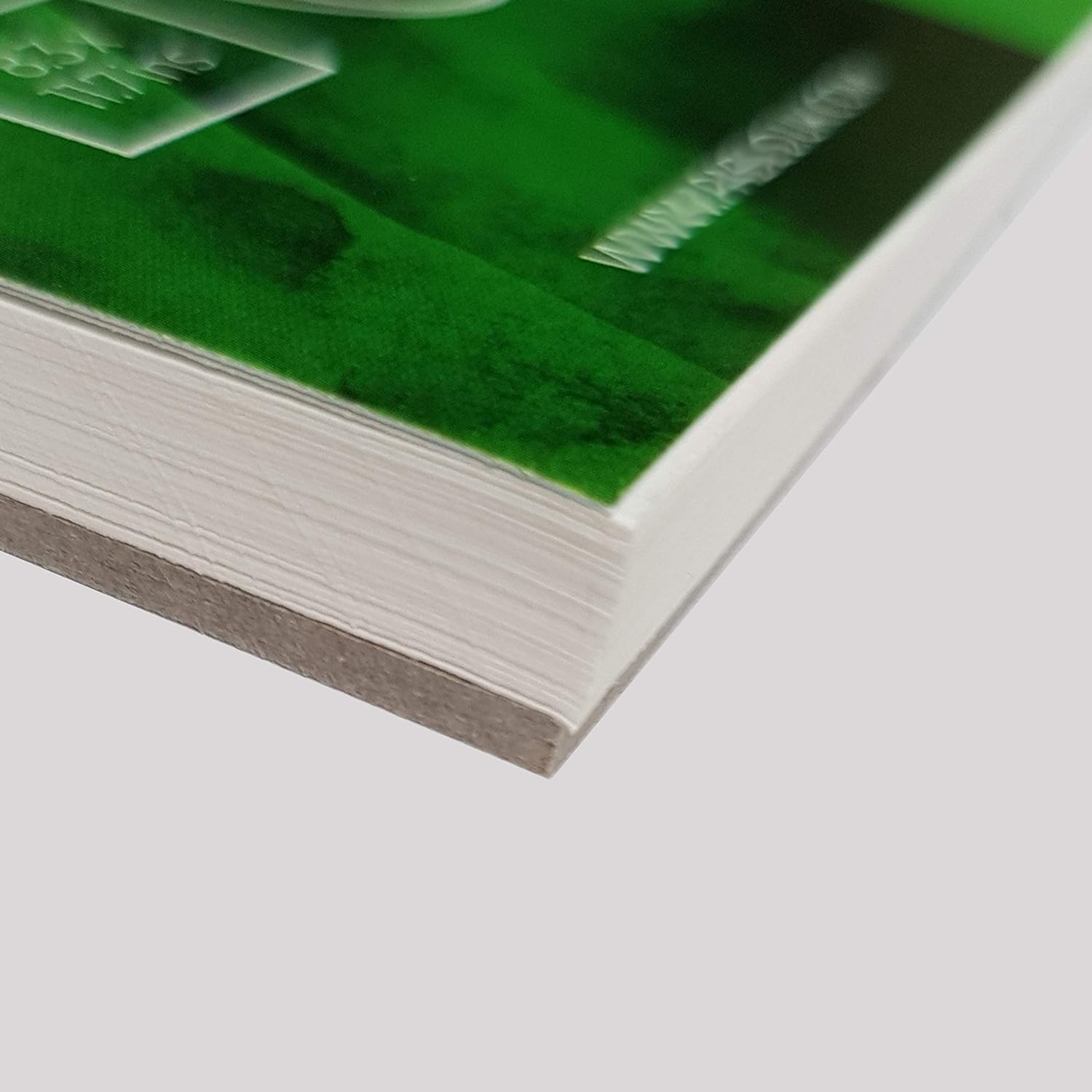 Medium Weight Cartridge Paper Pad - 140gsm, 30 Sheets (Smooth) - by Zieler™ - Suitable for Painting Sketching & Technical Drawing. (A4) - Image 3