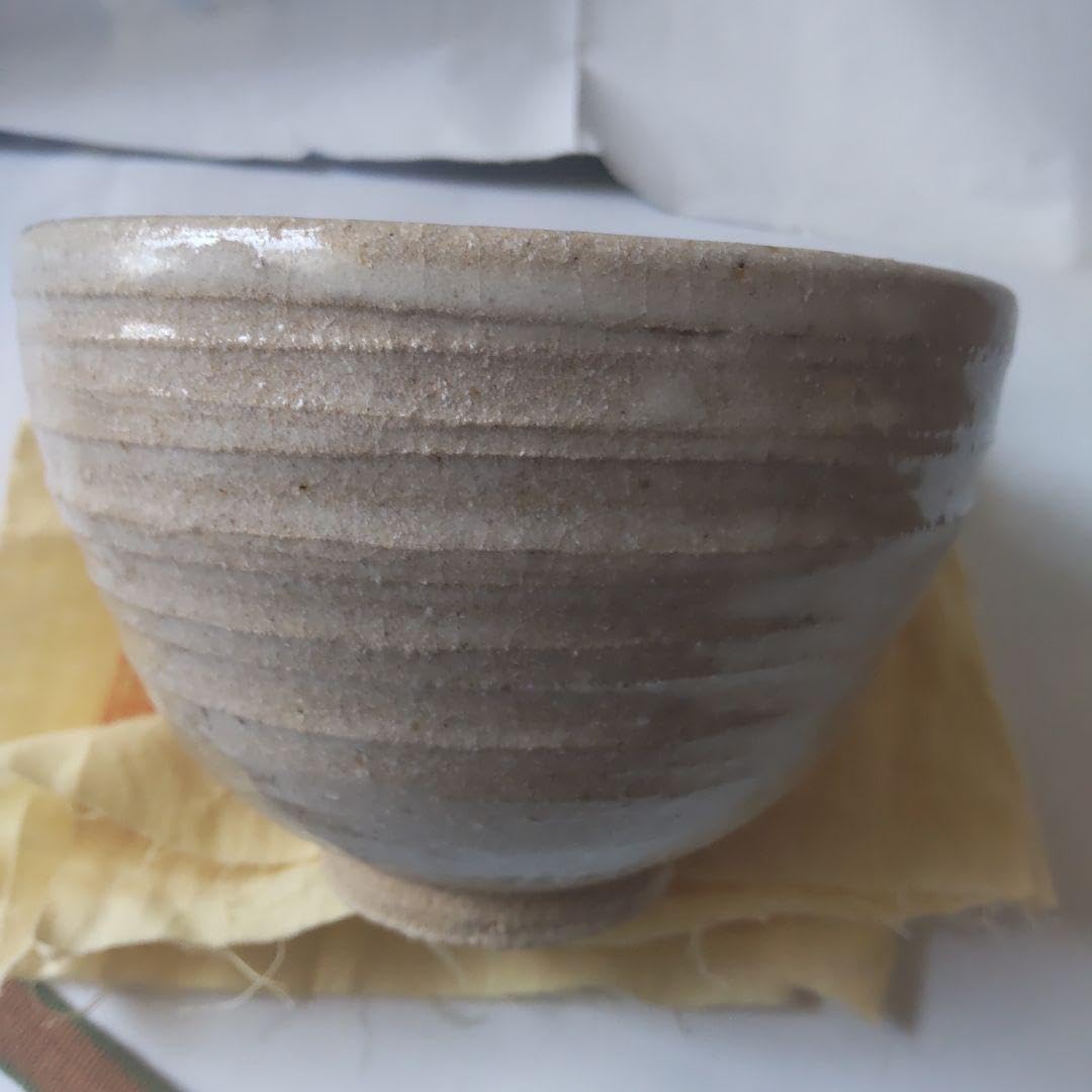 溝上一薊 作 唐津茶碗 唐津焼 共箱 共布 茶碗 茶道具 抹茶碗 新品 未使用 溝上一薊 作 唐津茶碗 唐津焼 共箱 共布 茶碗 茶道具 抹茶碗 溝上一