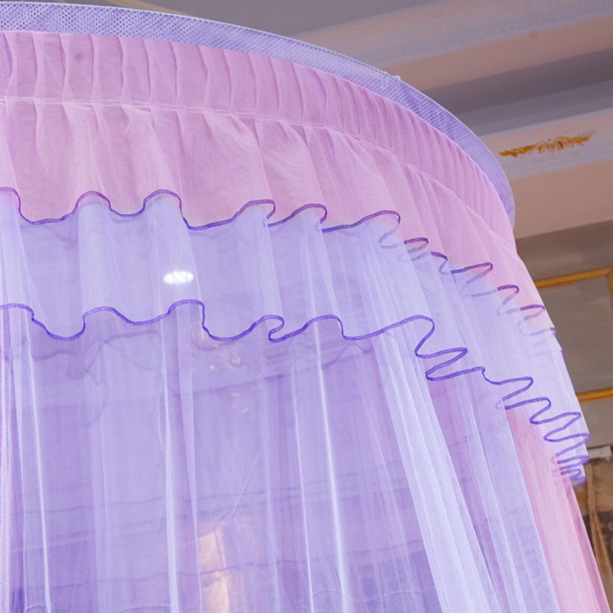 BESTYASH Moustiquaire Dome Suspendue pour Lit, Filet Léger en Fibre de Polyester et Fil de Fer, Style Romantique Dentelle, pour Chambre à Coucher Élégante