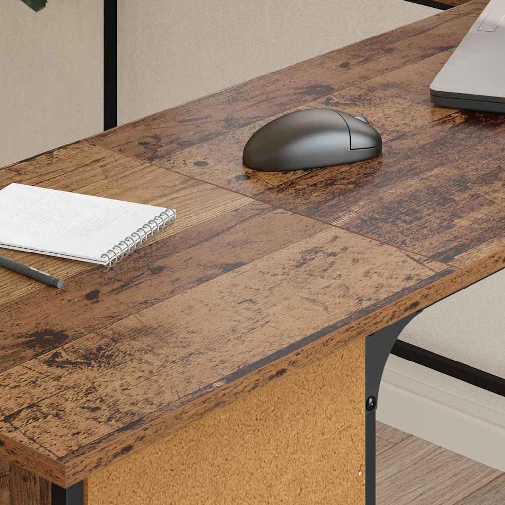 Scrivania Angolare Porta PC 141x141x75 cm in Legno Ingegnerizzato | Tavolo da studio angolare con ripiani integrati per riordinare l'ufficio. Struttura solida con gambe quadrate stabili.