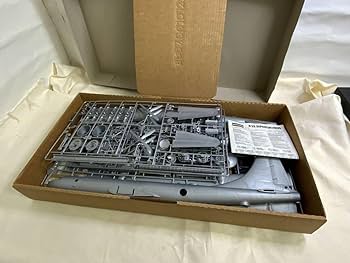 Amazon | モノグラム 1/48 B-29スーパーフォートレス WW2米軍