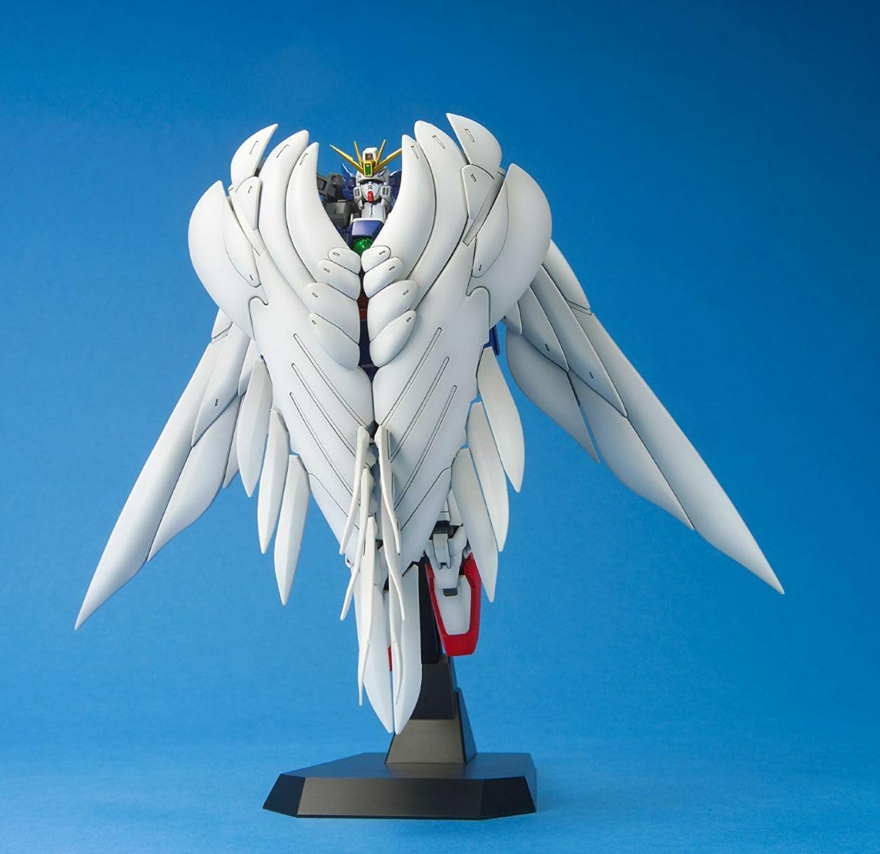 Amazon | MG 新機動戦記ガンダムW ウィングガンダム ゼロカスタム Amazon | MG 新機動戦記ガンダムW ウィングガンダム ゼロカスタム