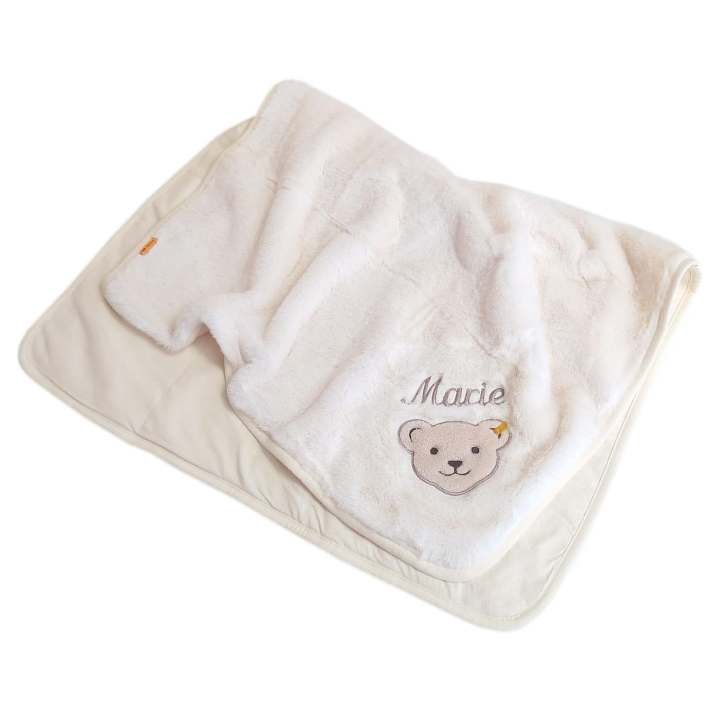Steiff Babydecke Plüsch mit Ihrem Wunsch-Namen Bestickt cremeweiß 90 cm x 60 cm als Namensdecke personalisierte Webpelz Decke mit Teddy-Applikation eggnogg