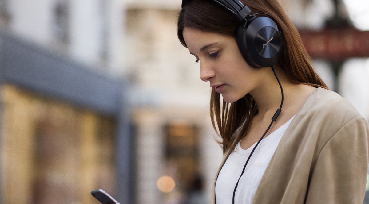 Pioneer High-Resolution Over Ear Headphone, Black (SE-MS5T-K Pioneer High-Resolution Over Ear Headphone, Black (SE-MS5T-K