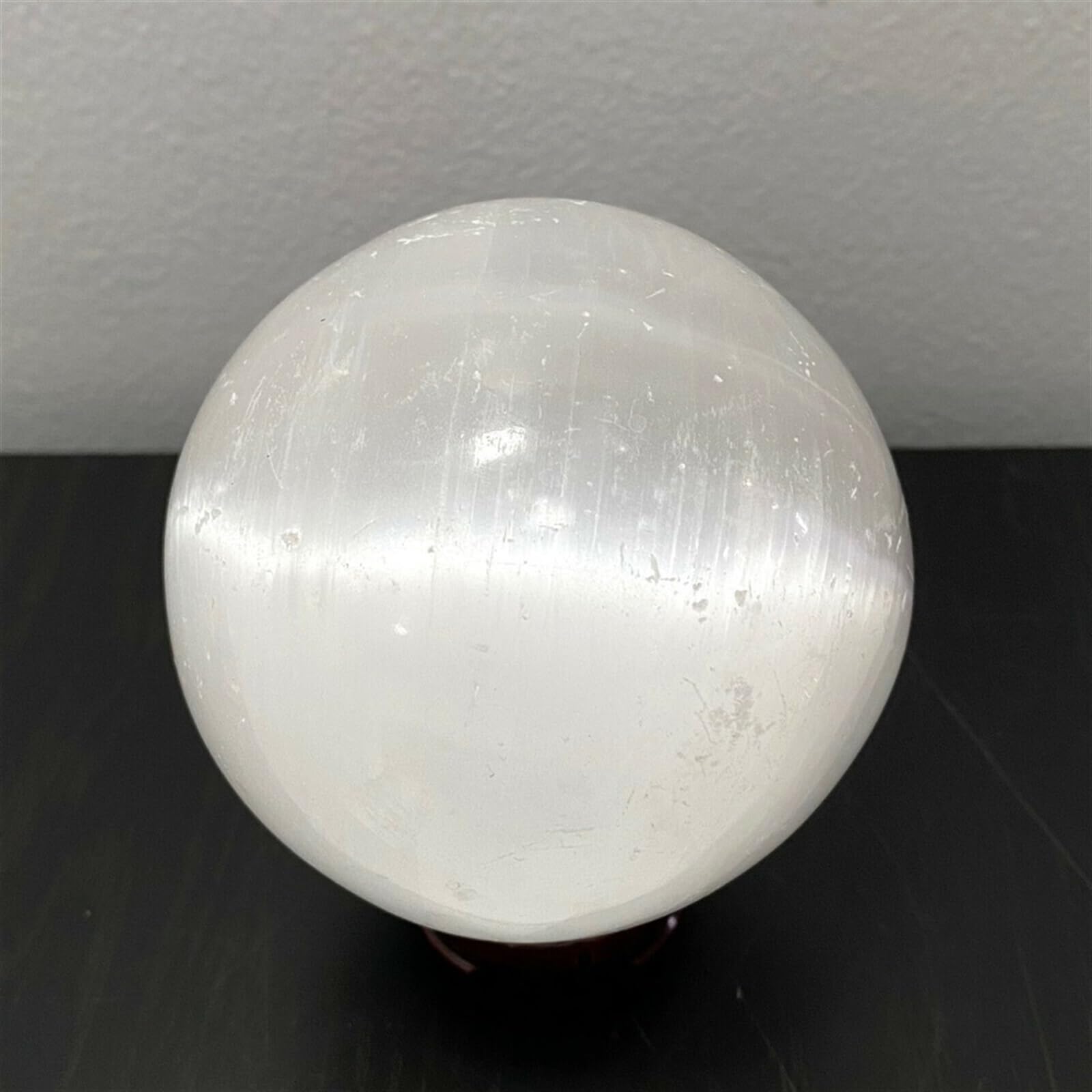 Adornos de cristal Esfera de cristal de selenita Curación de minerales Curación de muestras hermoso cristal(600-700g)