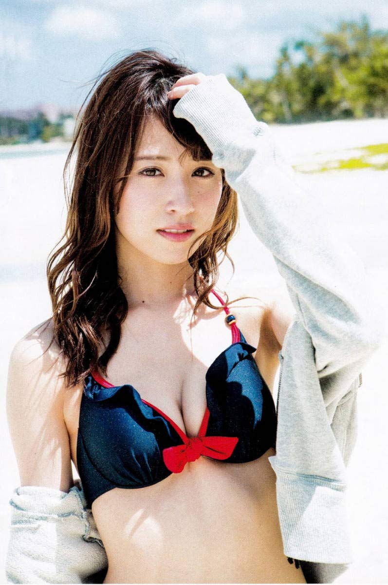 Amazon.co.jp: 衛藤美彩3 乃木坂46 L版写真10枚 下着 水着 : おもちゃ