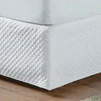 Saia para Cama Box Casal 150 Fios Matelada Quadriculada Branco