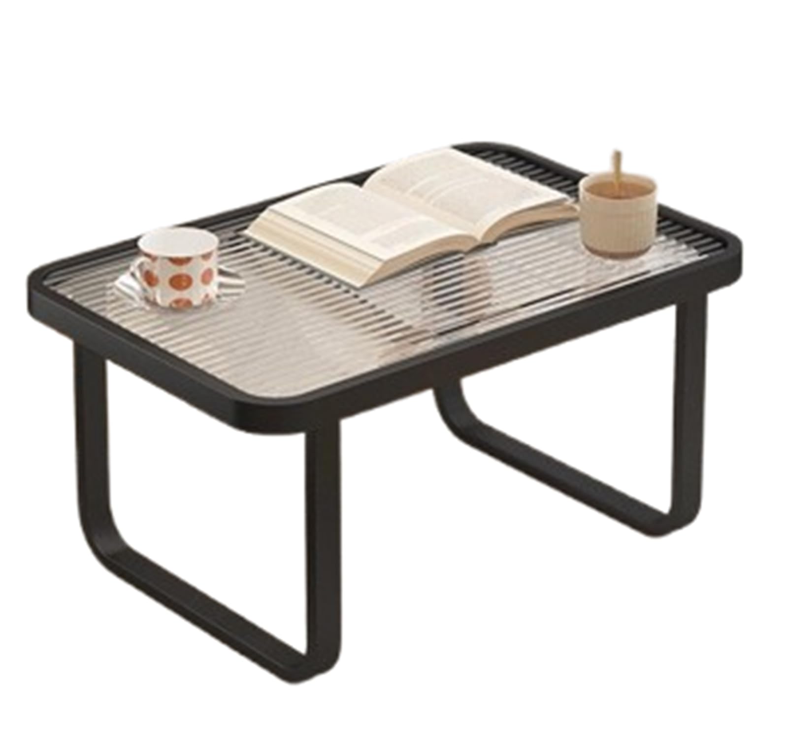 Table basse minimaliste en verre au design japonais et finitions soignées