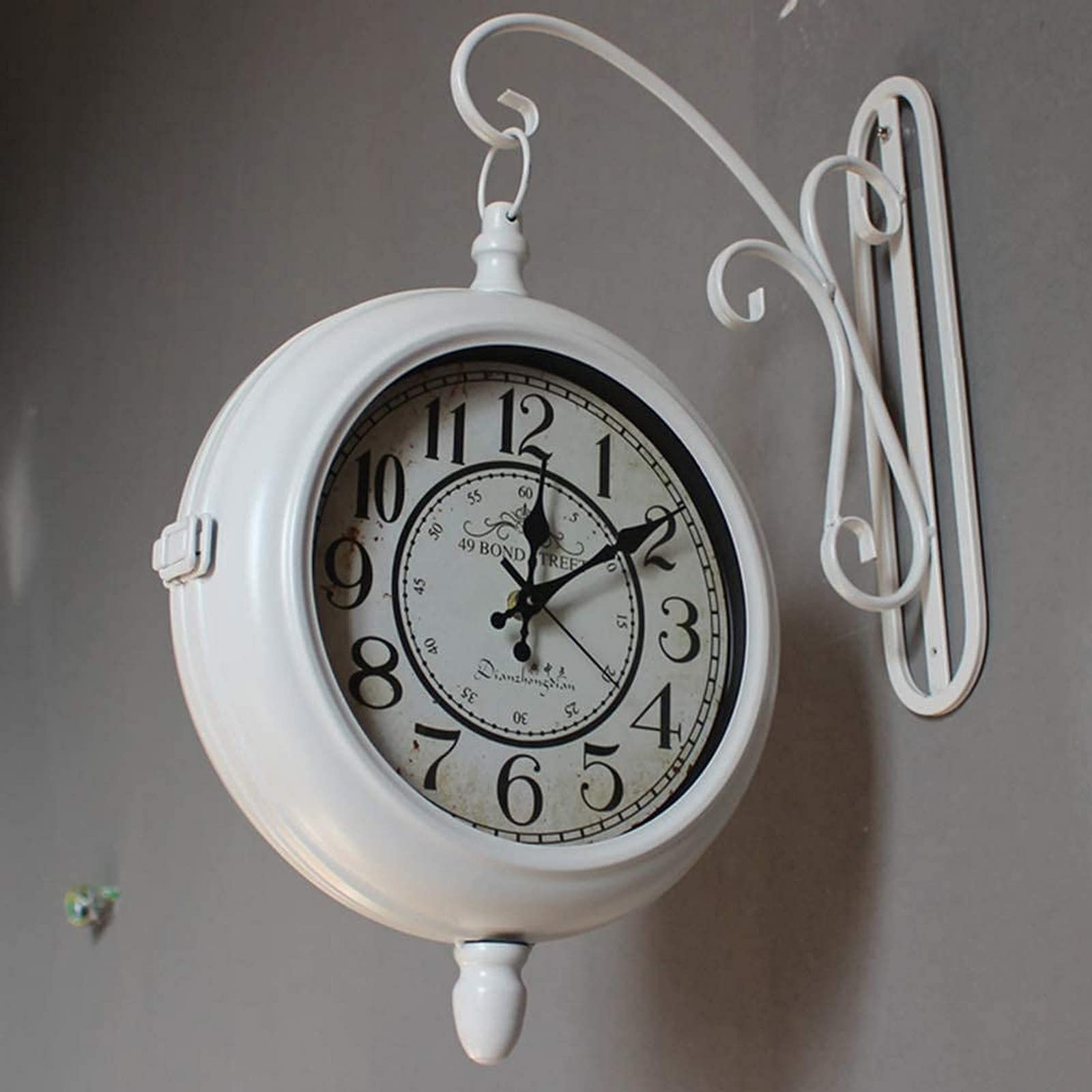 XJBTBA Orologio da Parete Orologio da Parete Orologi da Giardino per Esterni Rotondo, Orologio con Staffa, Orologi da Parete silenziosi su Due Lati Soggiorno, Orologio da Parete in Ferro a Doppia