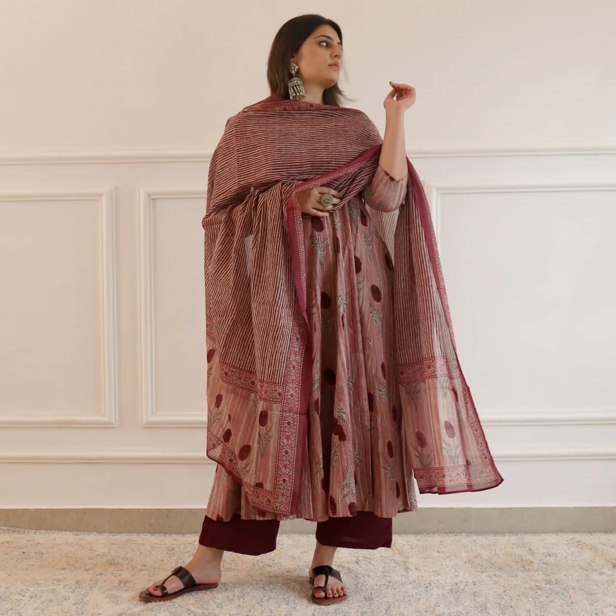 ANNI DESIGNER Kurta avec pantalon et Dupatta pour femme