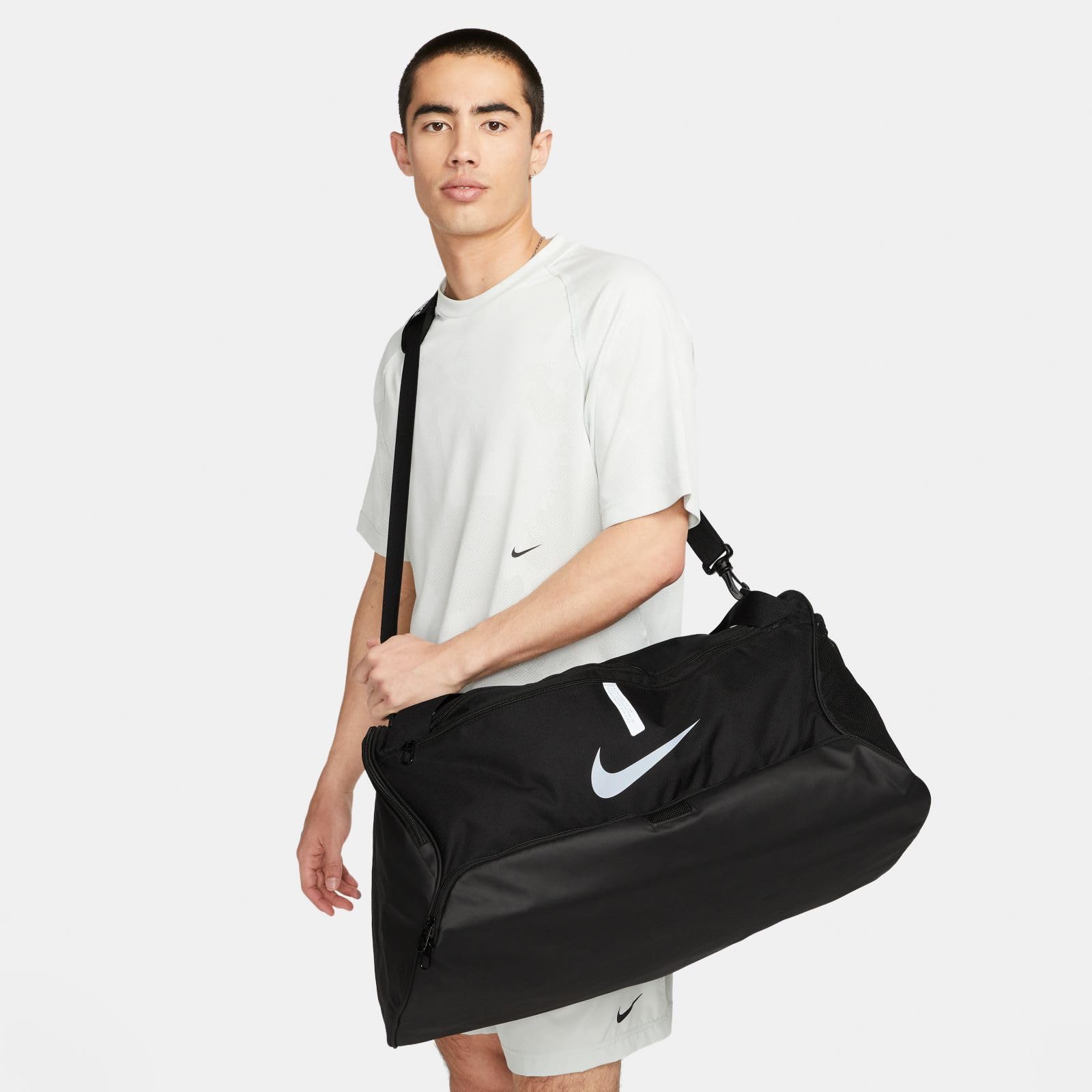 Nike Academy Team Fußball-Sporttasche 60 l Medium