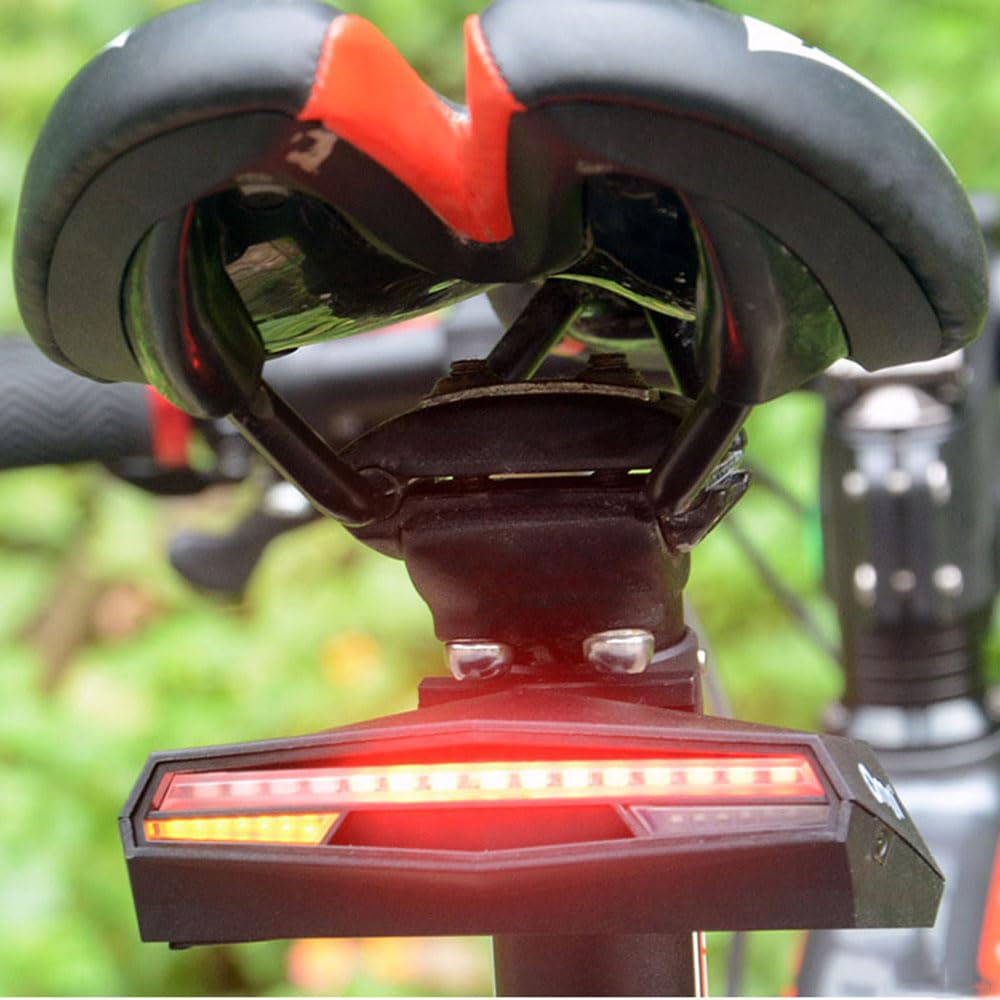 Światło LED roweru USB Taillight Rower Wireless Turn Light Tylne światło rowerowe Zdalne oświetlenie pasa ruchu Rower Tylne światła rowerowe