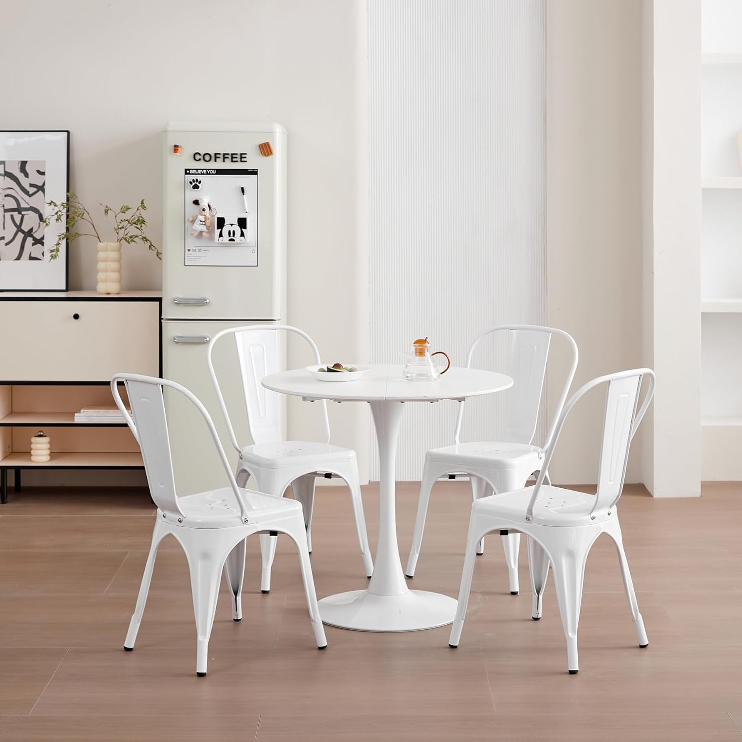 Lot de 4 Chaises de Salle à Manger Empilables en Métal Style Industriel Vintage, Convient pour Une Utilisation Intérieure et Extérieure, Chaise de Jardin, Blanc