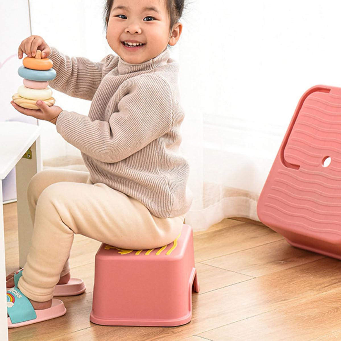 Totority Reposapiés para Baño Taburete Infantil Desmontable Rosa PP TPE Antideslizante Resistente al Desgaste para Pequeños, Baño y Cocina