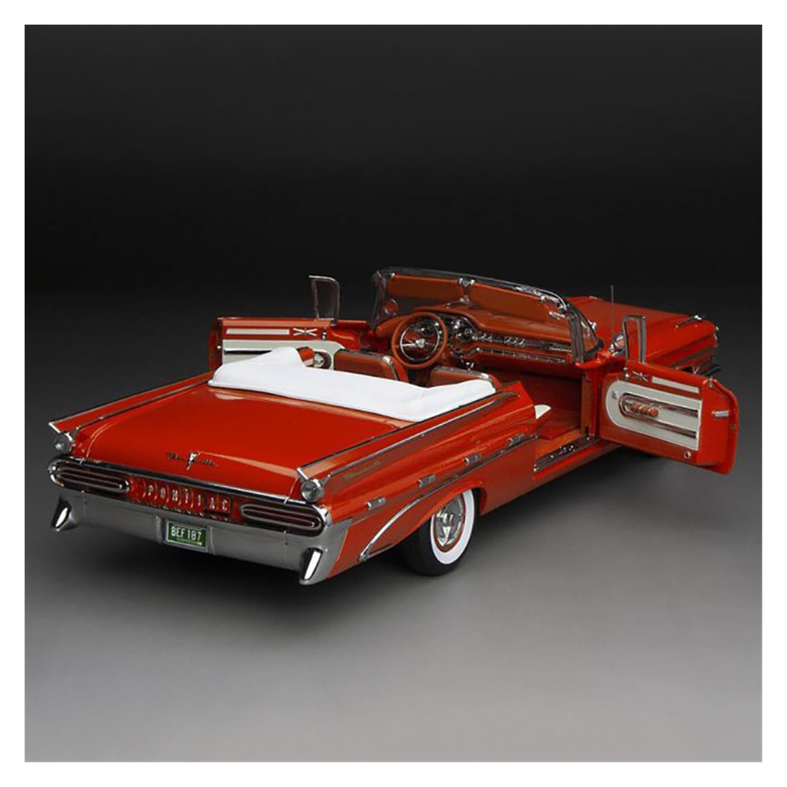 Modellino Di Auto In Lega Di Zinco Diecast 1/18 Scala 1959 Per Pontiac Classico Lega Modello Auto Giocattolo Da Collezione Modellino Di Auto Pressofuso