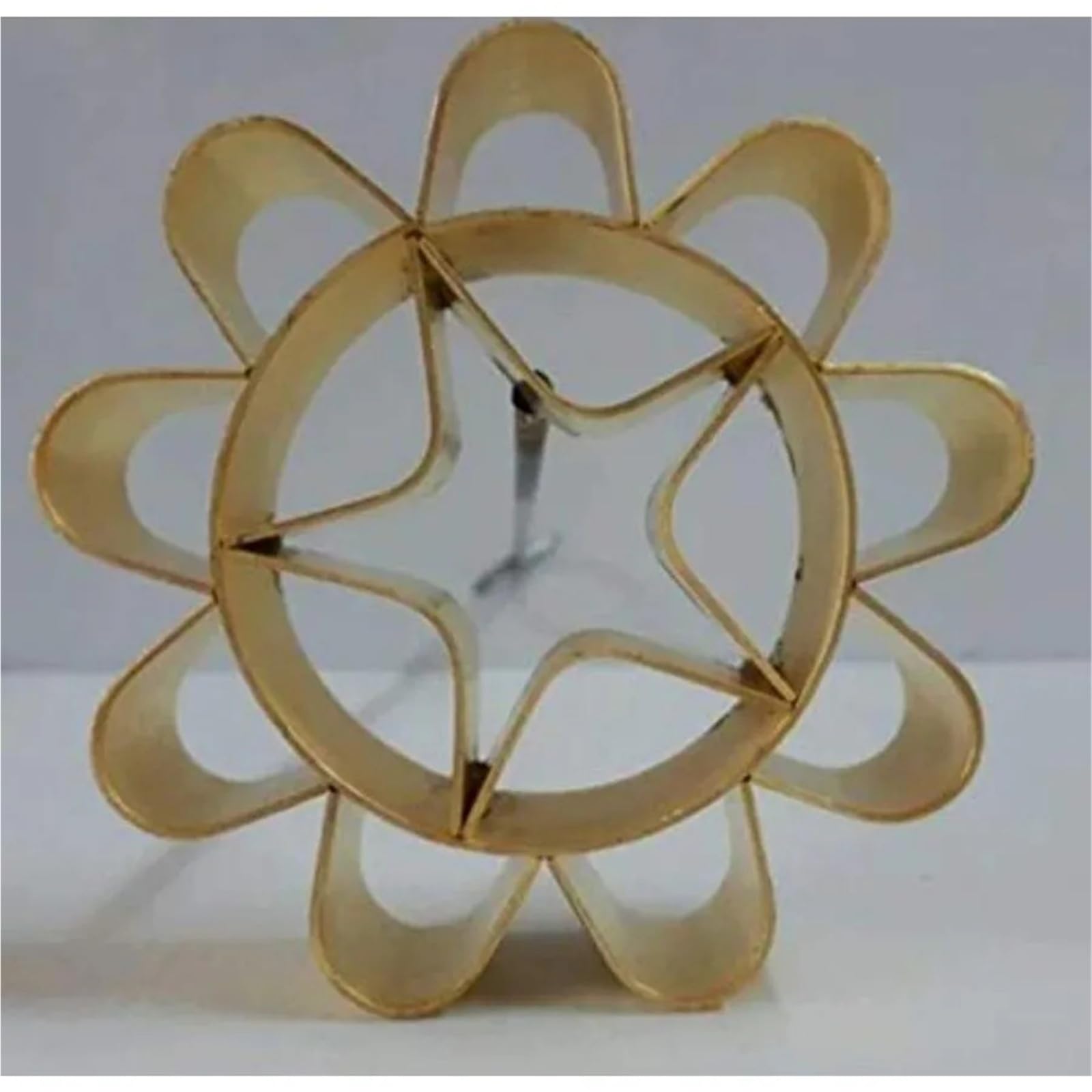 Lotusblüten-Keksform aus Messing, 10,4 cm | Thailändisches Backwerkzeug for knusprige Sonnenblumenblüten-Kekse