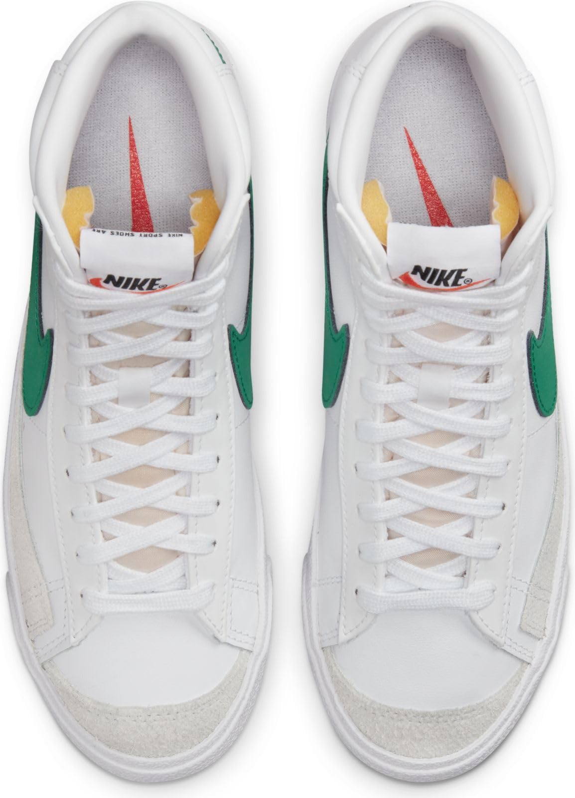 NIKE Blazer Mid 77 Vintage Basketball ShoeMujer