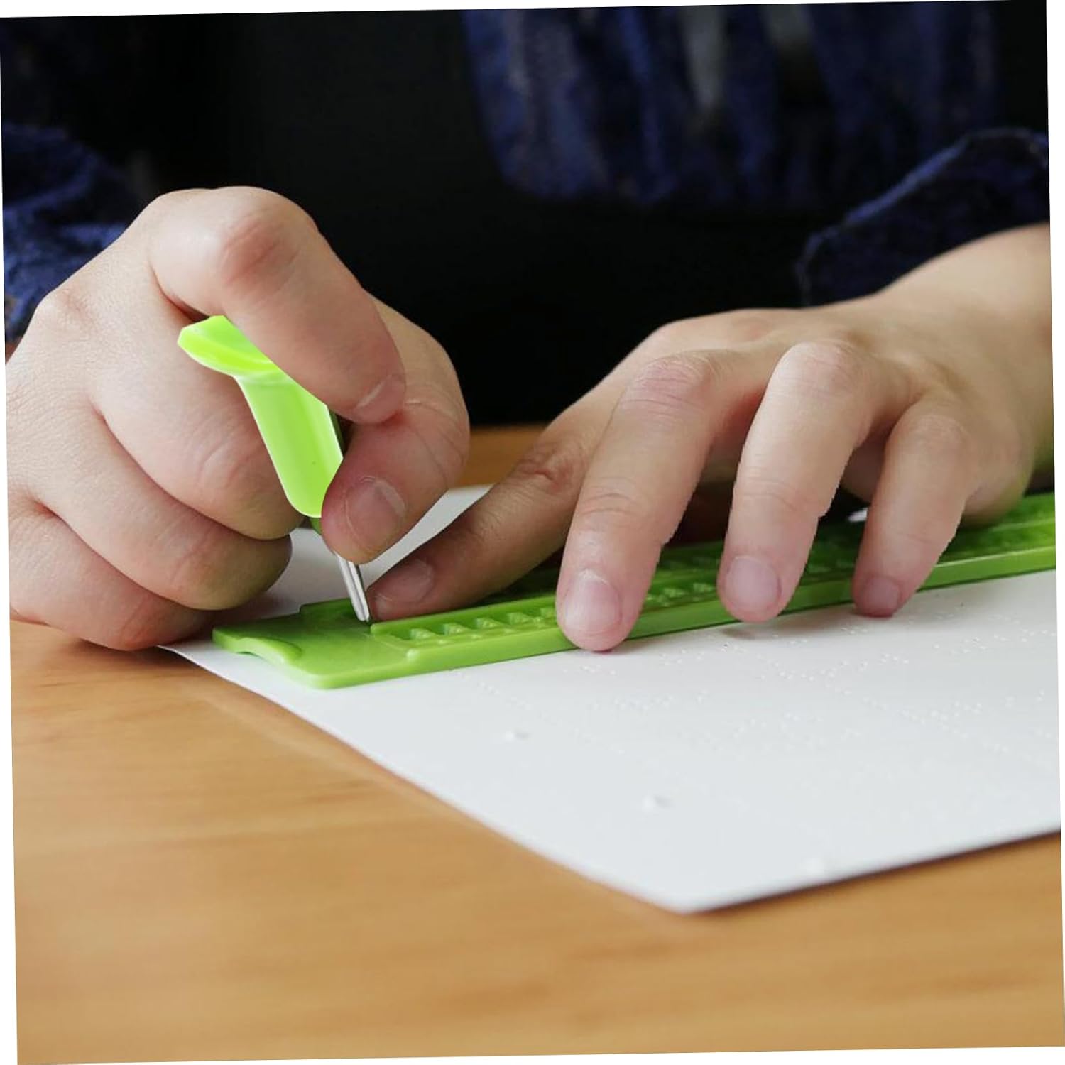 4pcs Blind Writing Pen Braille Writer for Writing Plastic Braille Stylus Writing Tools Braille Writing Pen for Blind Braille Writing Writer Home Braille Writing Stylus Braille Pen