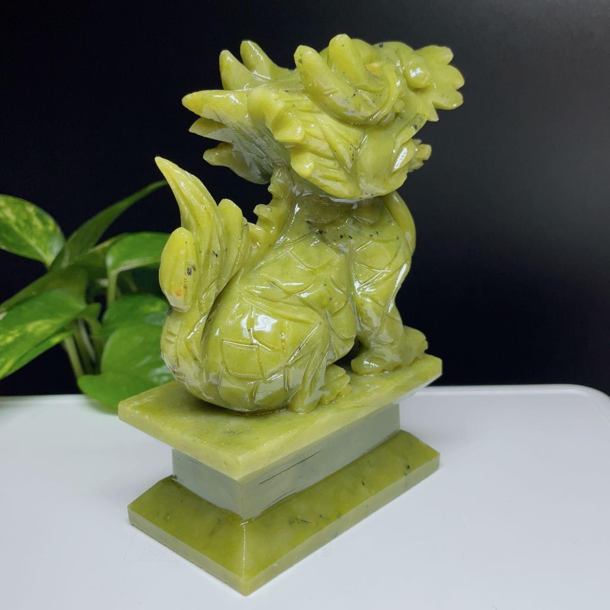 Amazon.co.jp: 超 天然石 パワーストーン 麒麟 彫り置物 アベンチュリ