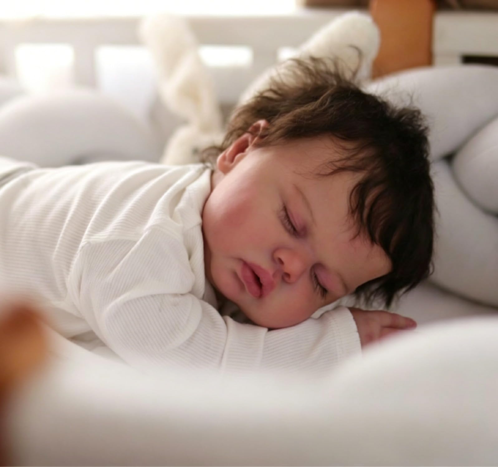 Lonian Reborn Baby Puppen Realistisches Mädchen 24 Zoll Schlafen Silikon Baby Puppe Stoff Körper Real Looking Life Like Reborn Kleinkind Puppe Neugeborenen Puppen