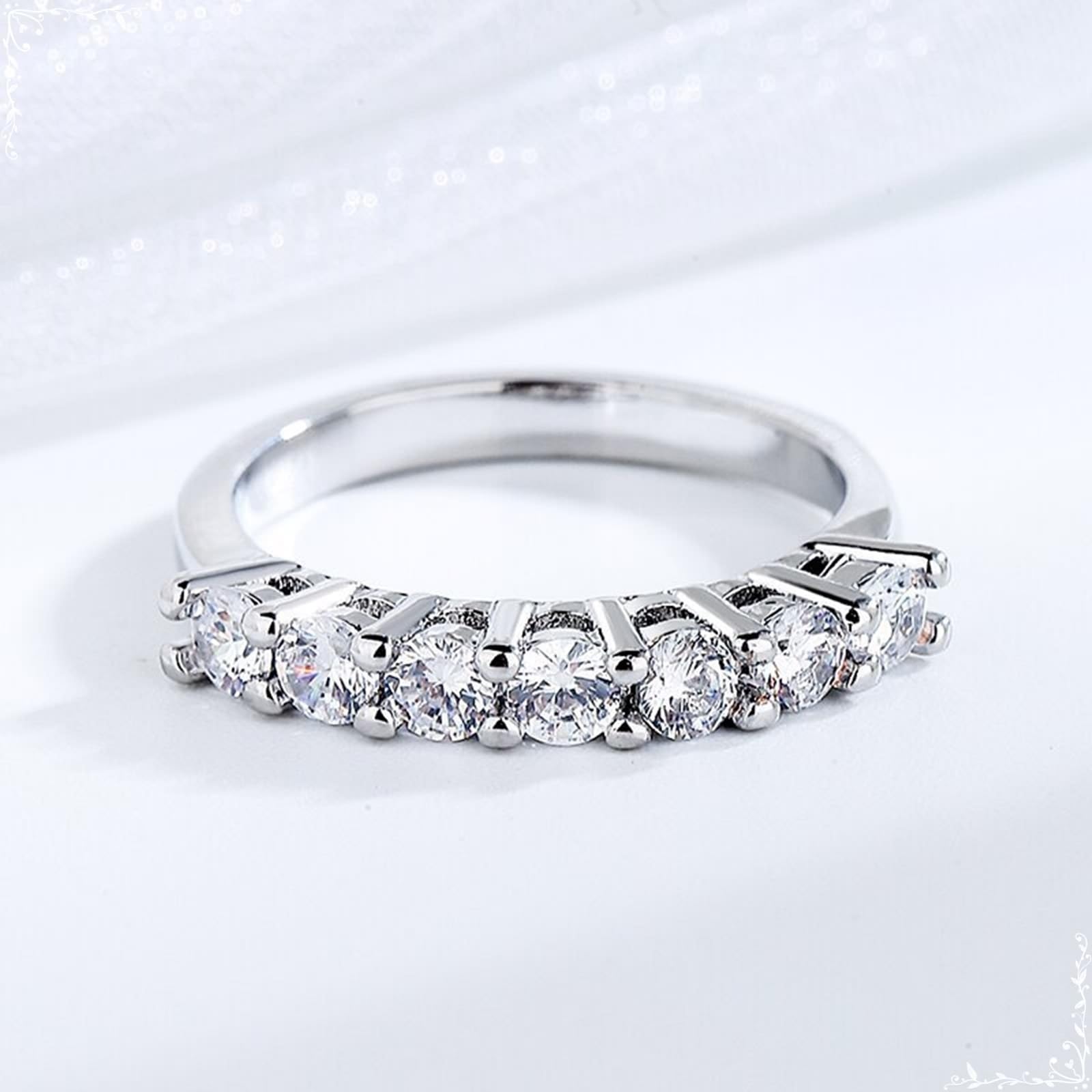 Moissanite obrączka ślubna białe złoto pierścionek dla kobiet 18K z błyszczącą cyrkonią sześcienną rozmiar H 1/2 moda dla siostry biżuteria urodzinowa