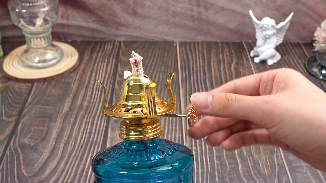 Image of 2 Pcs Oil Lamps for Indoor Use, Hurricane Kerosene Lamp, Transparent