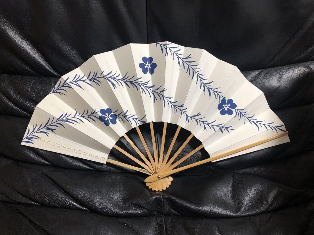 扇子　29cm 編み込み風市松　光沢　舞扇子　舞踊　大衆演劇　着物　和装　小物 扇子 29cm 編み込み風市松 光沢 舞扇子 舞踊 大衆演劇 着物 和装 小物