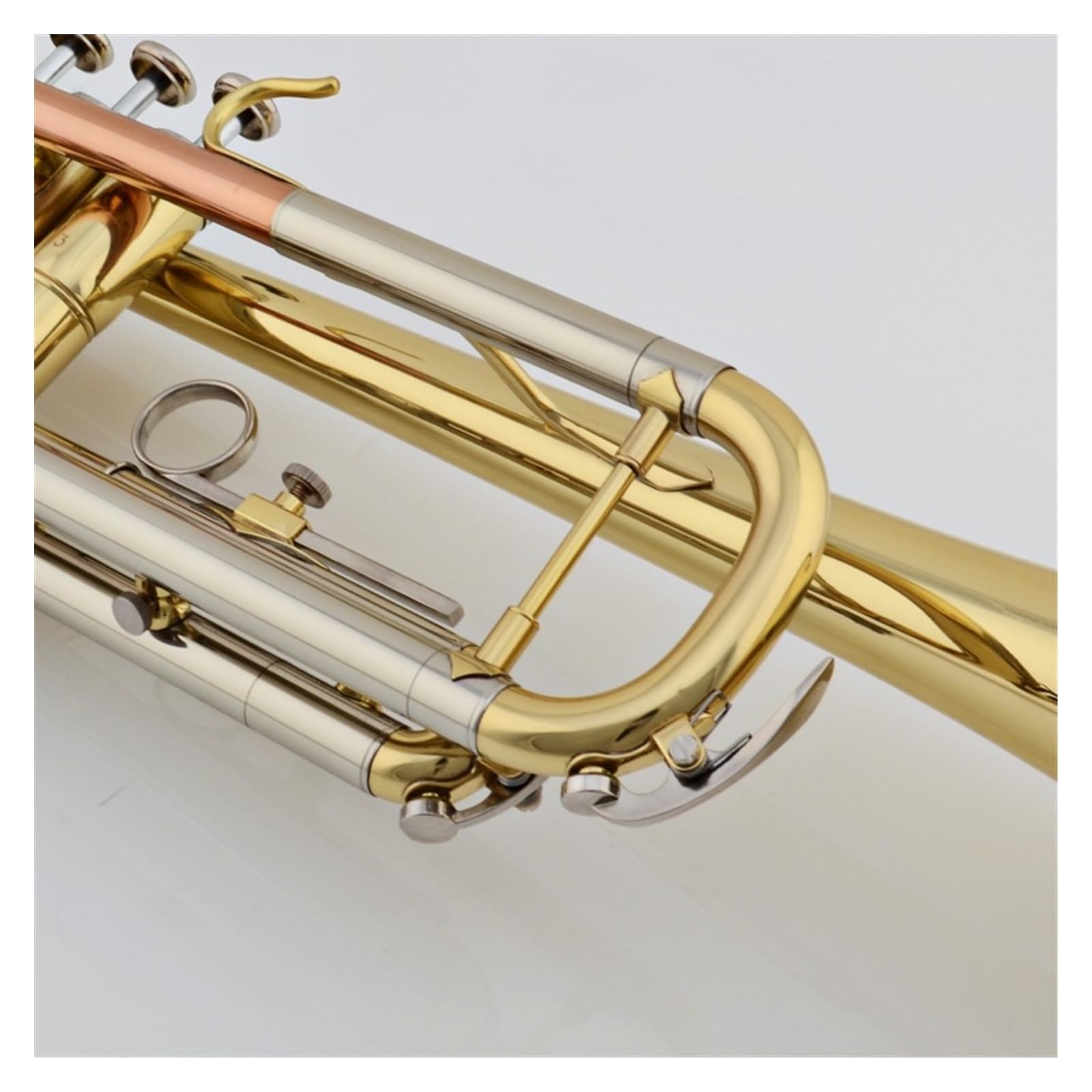 trąbka instrument Trąbka hiszpańska lakierowana w kolorze złotym w tonacji B z mosiężnym instrumentem dętym o płaskich ustach