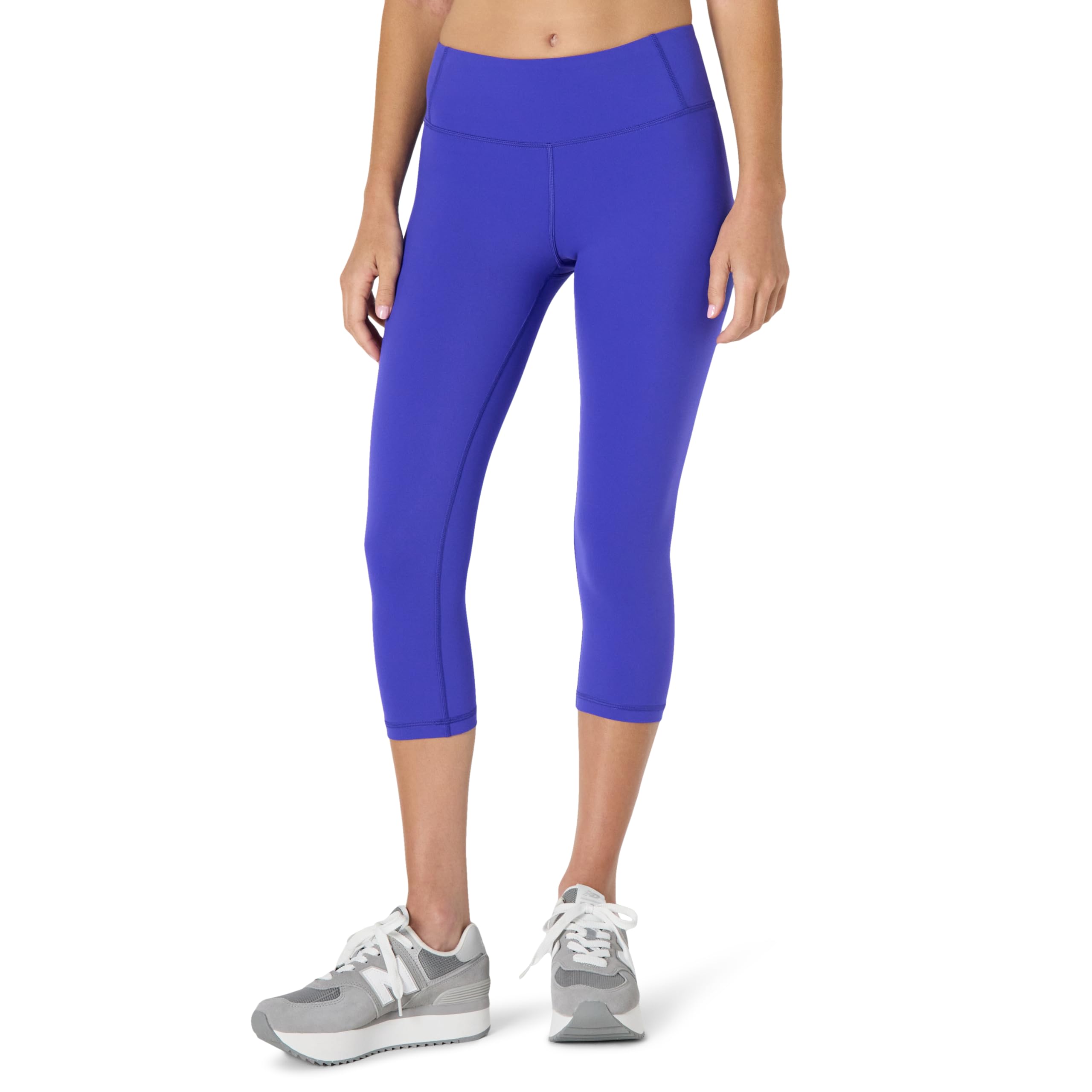 Amazon Essentials Women's Active Total Train Mid-Rise 19” (48cm) Inseam Capri Gym Workout Leggings, Royal Blue, XS