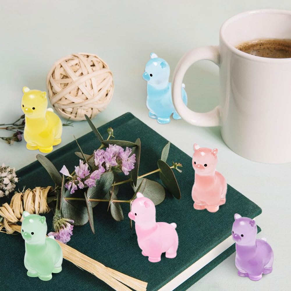 Mini świecąca żywica alpaka świecąca w ciemności figurki mini świecąca żywica zwierzęta świecące małe alpaki figurka świecąca mała żywica alpaki do miniaturowego krajobrazu bajkowego domu dla