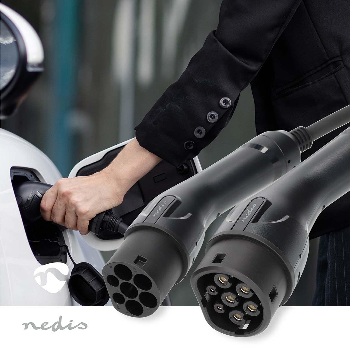 NEDIS Câble pour véhicule électrique - Cable Type 2-16 A - 11000 W - 3 phases - 5 m - Noir - Emballage en carton