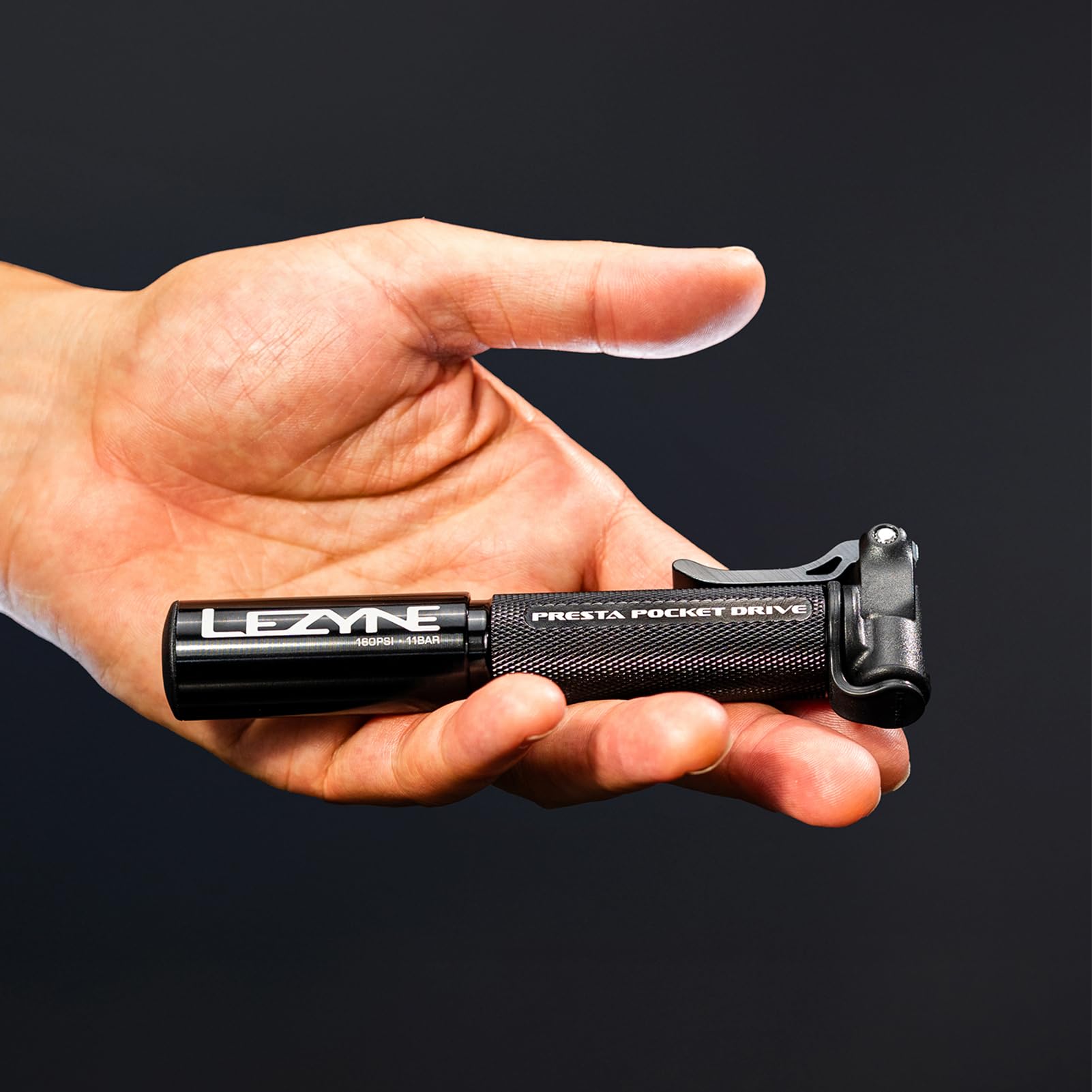 LEZYNE Presta Pocket Drive Bomba de Mano para Bicicleta, compacta, Ligera, de Alta presión, 160 PSI/11 Bar, Aluminio mecanizado CNC, fácil de Usar, inflador portátil
