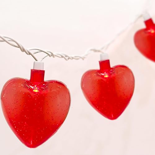 SUNSGNE Guirnalda de luces rojas con forma de corazón, luces de San Valentín, 8.5 pies, enchufables, con 10 luces de corazón rojas para interiores y